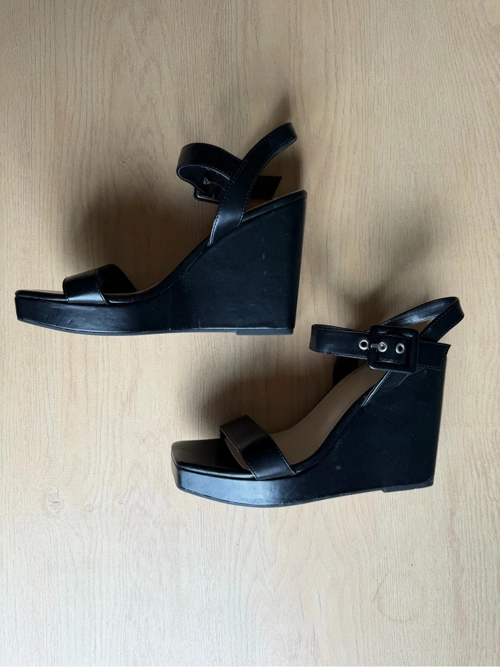 Marc Fisher Black Buckle Strap Wedge Sandals Women's Size 9